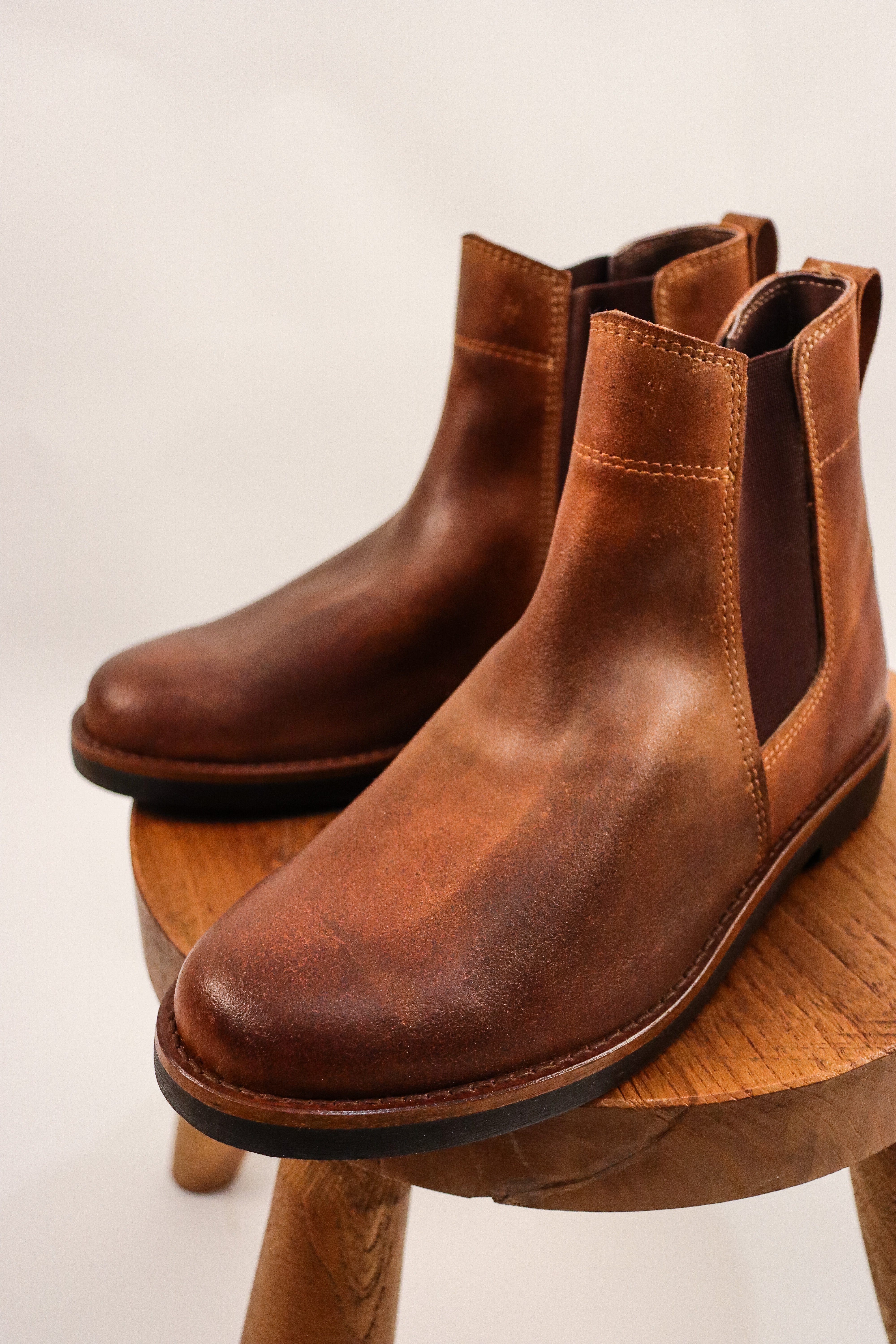 Botas Chelsea em pele