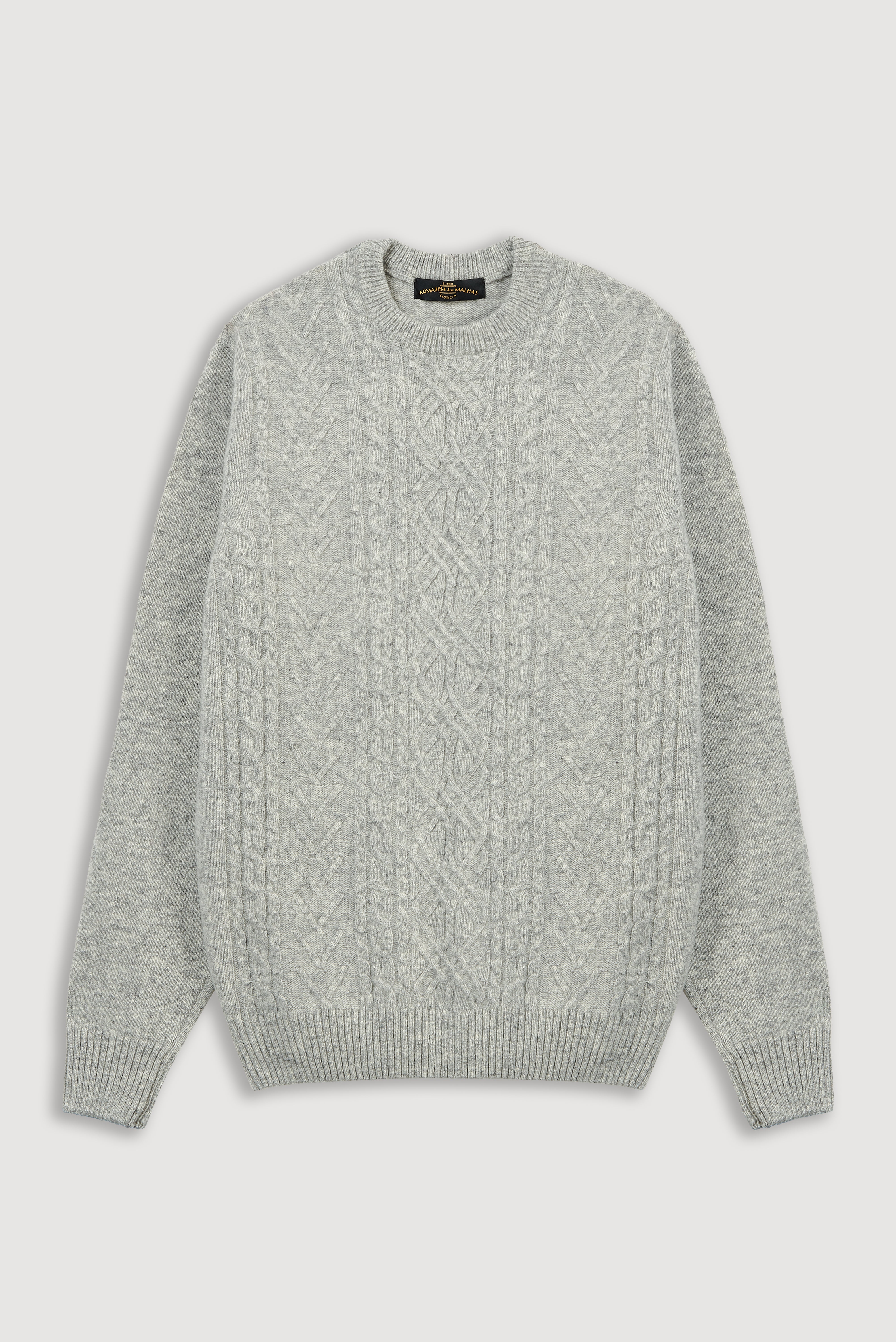 Camisola de lã de cordeiro estilo pescador