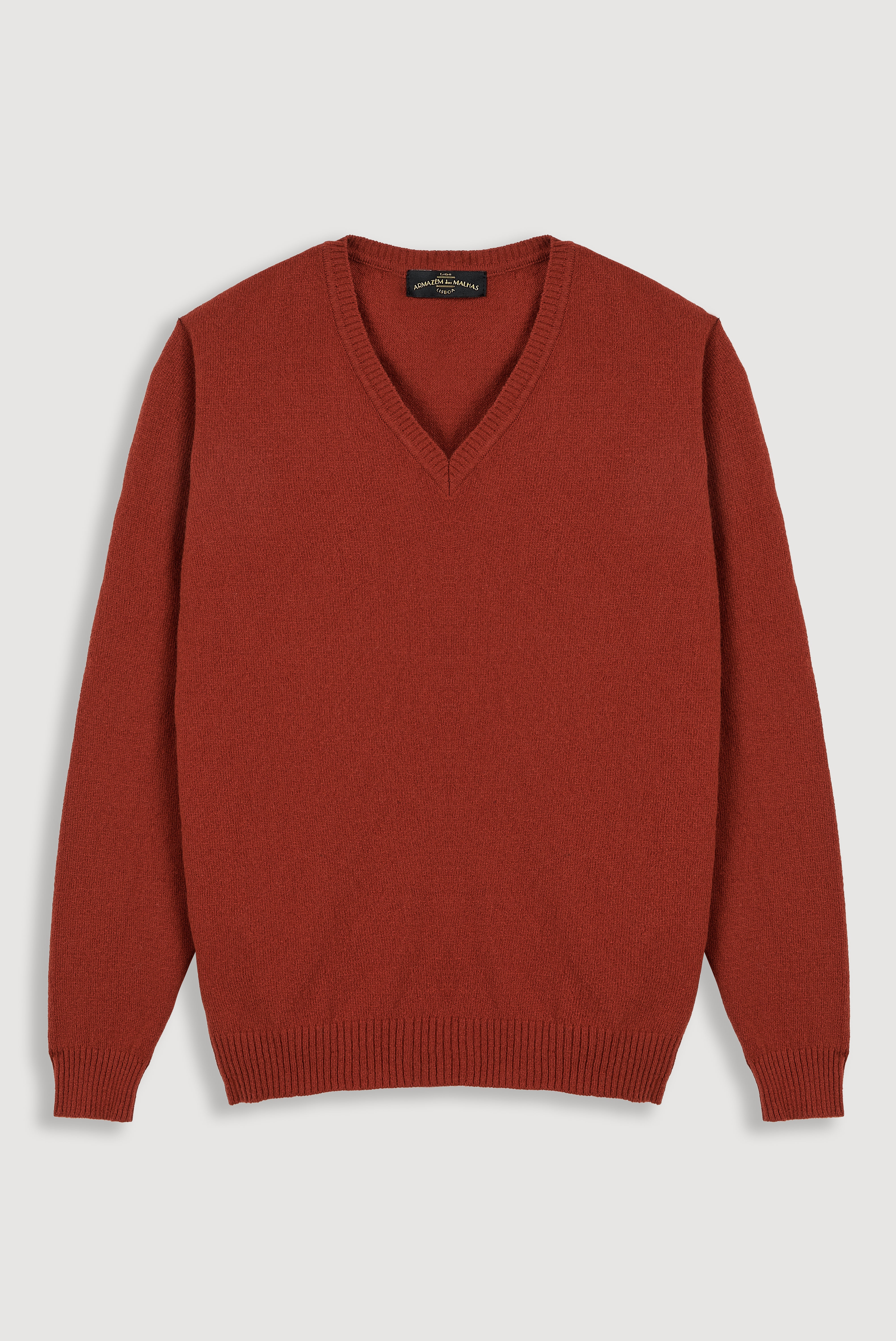 Camisola clássica de lã de cordeiro com decote em V