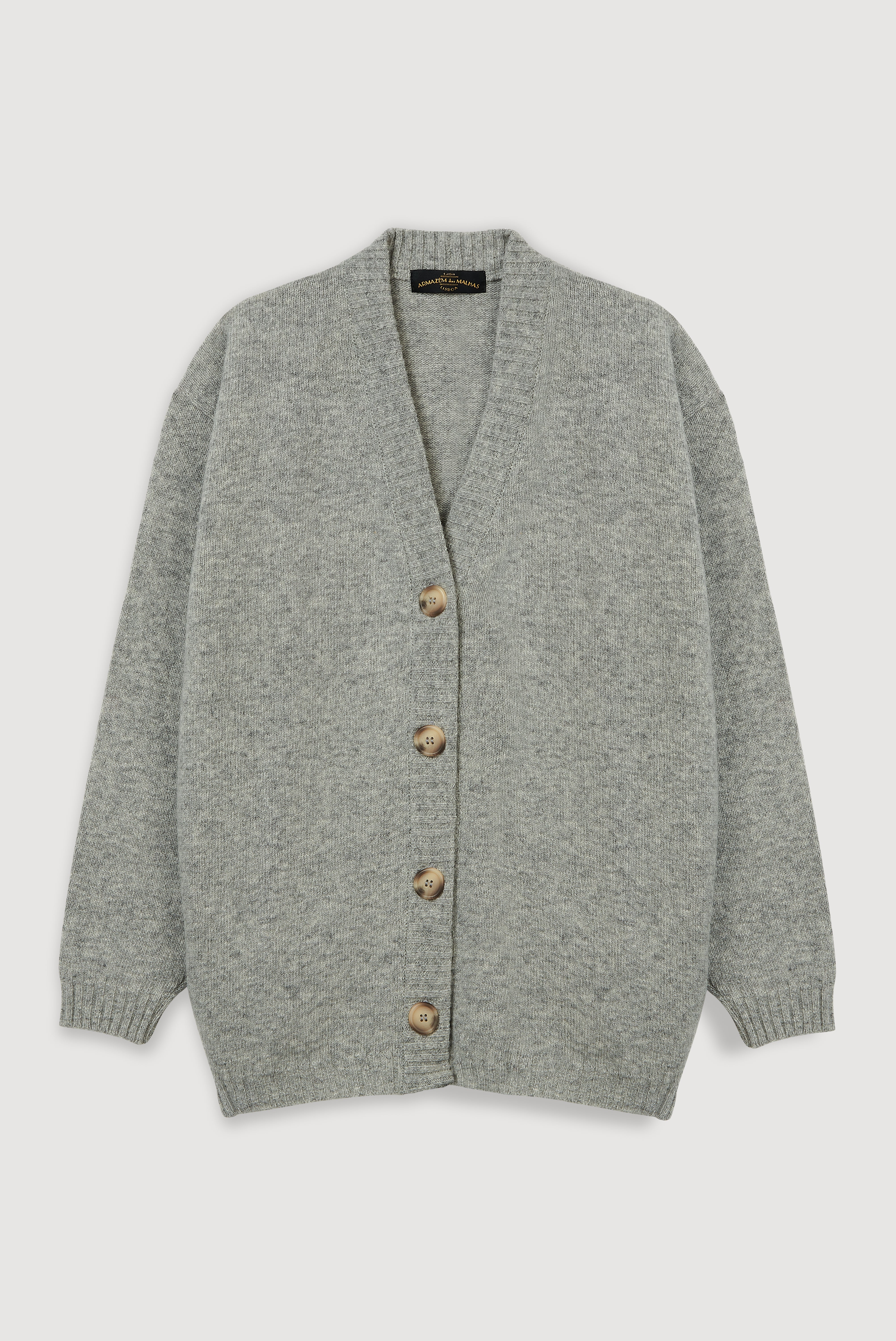 Cardigan rústico de lã de cordeiro