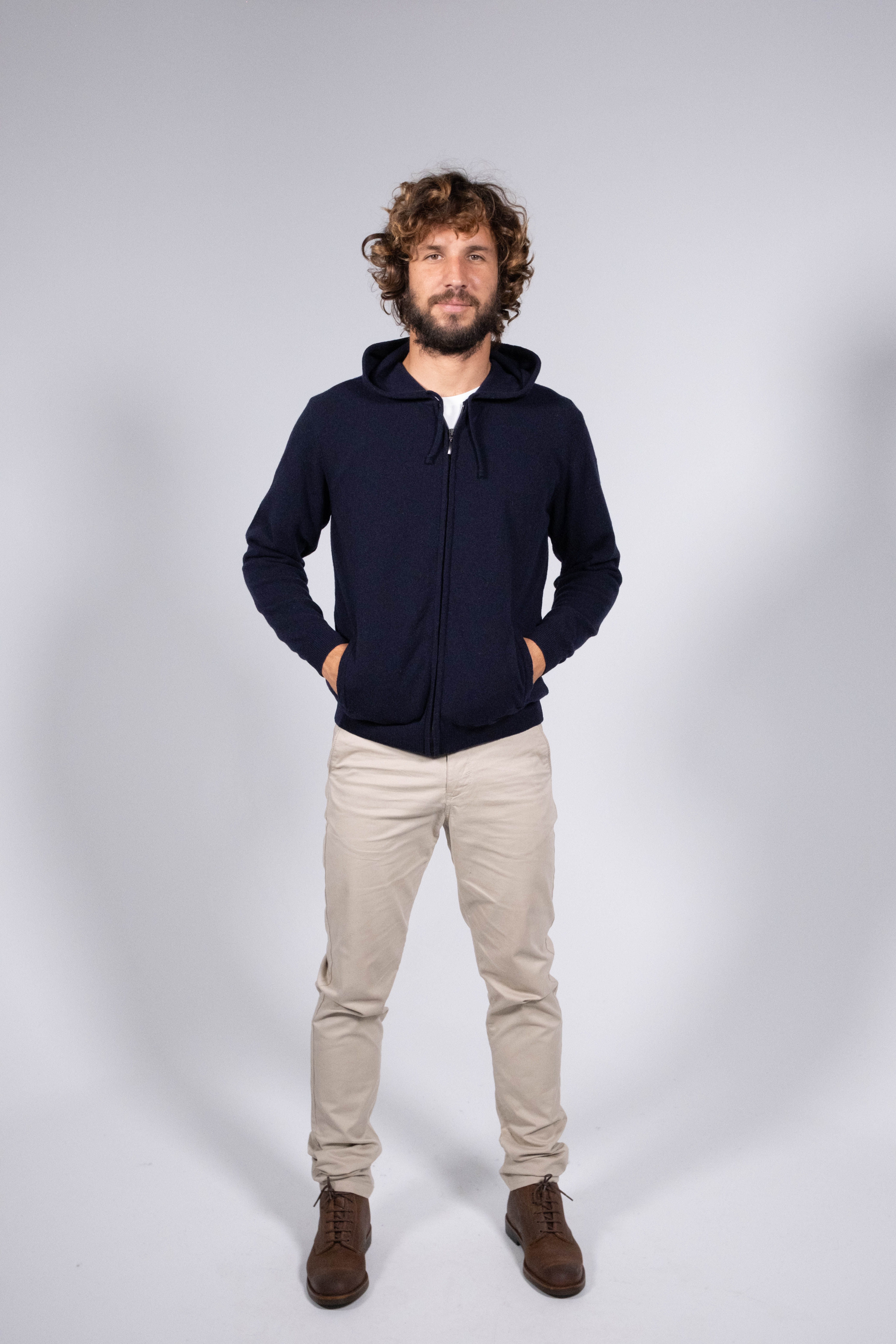 Lambswool Zipped Cardigan with sweatshirt