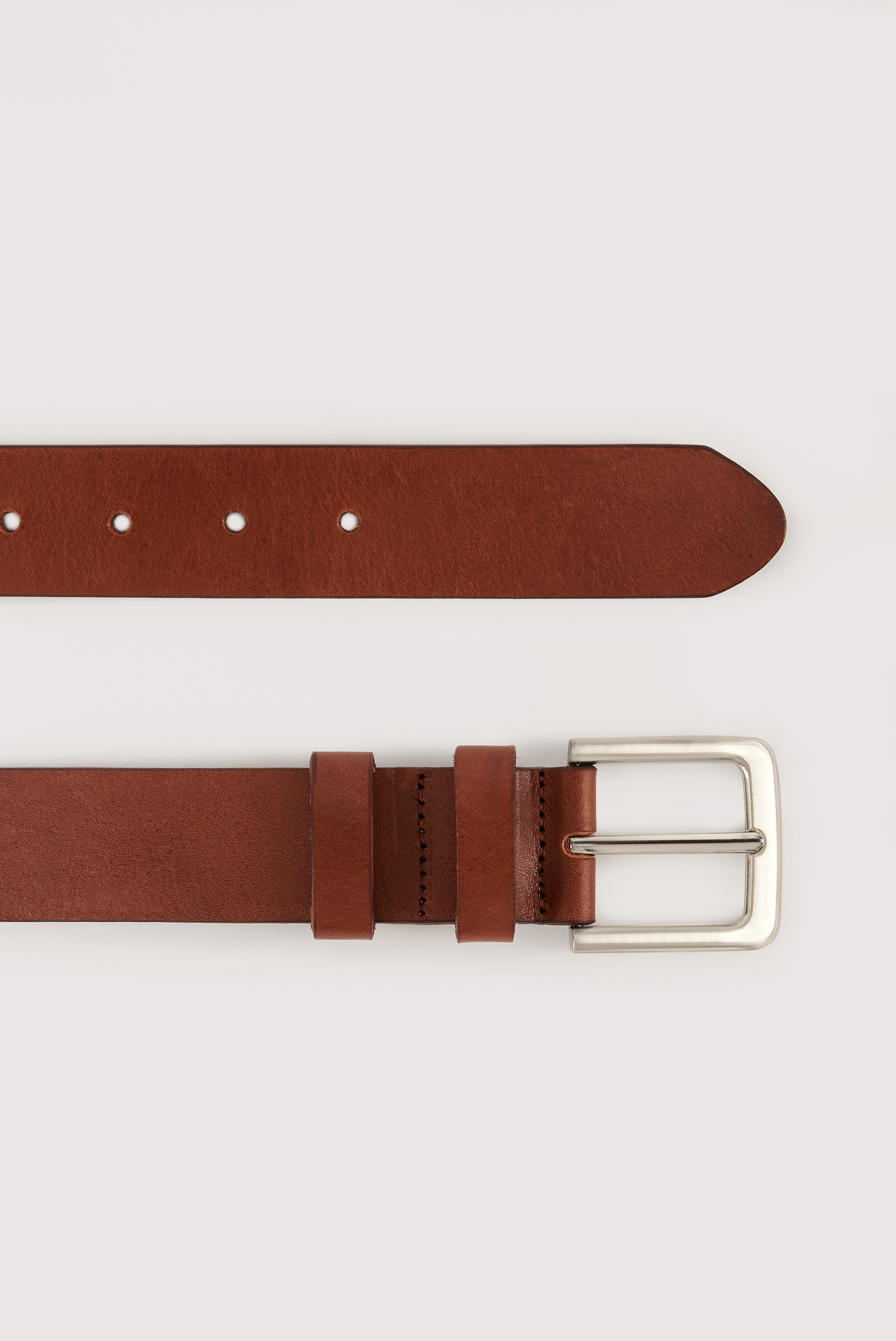 Classic leather belt