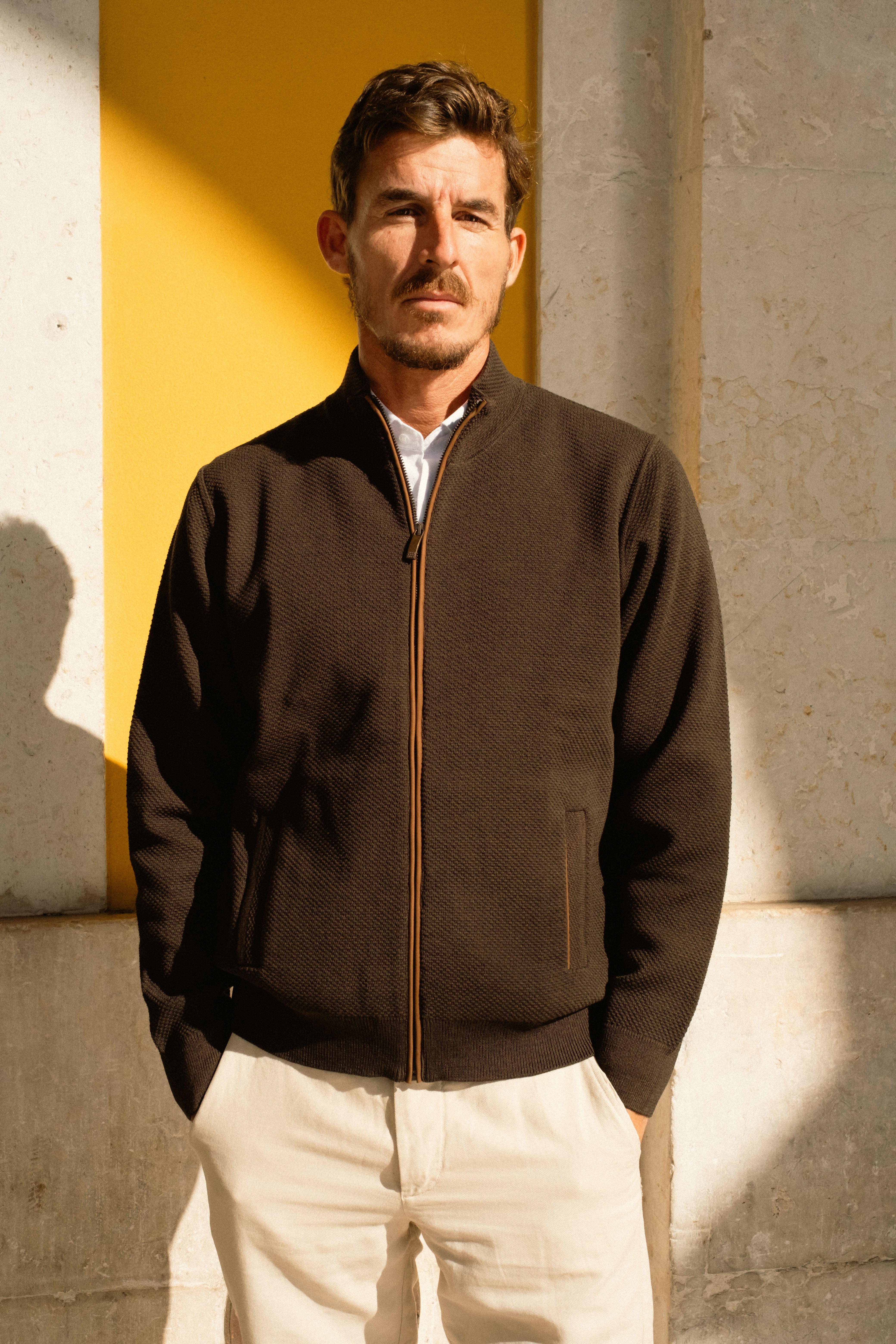 Cardigan de lã merina com fecho de correr