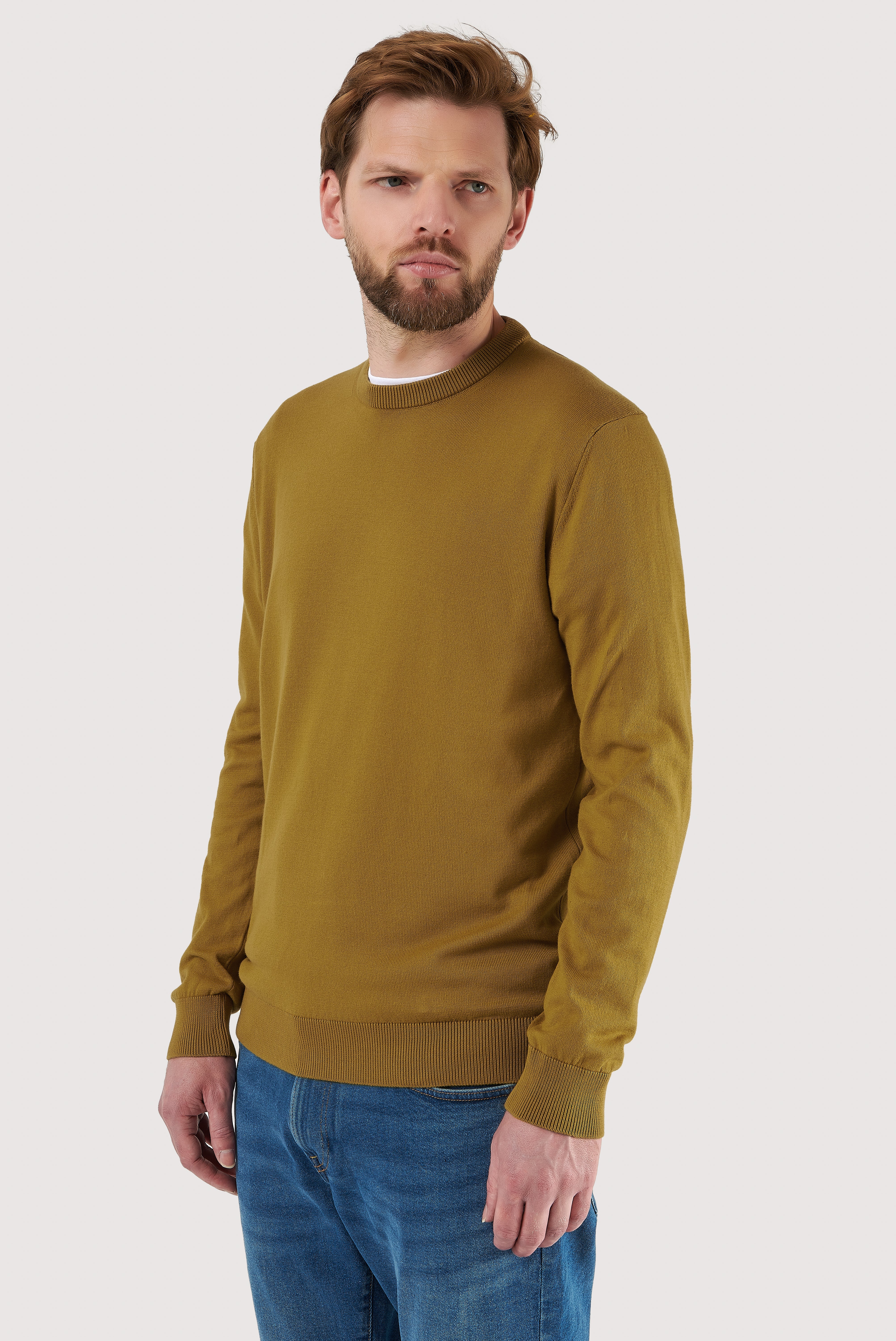 Camisola clássica de algodão com gola redonda