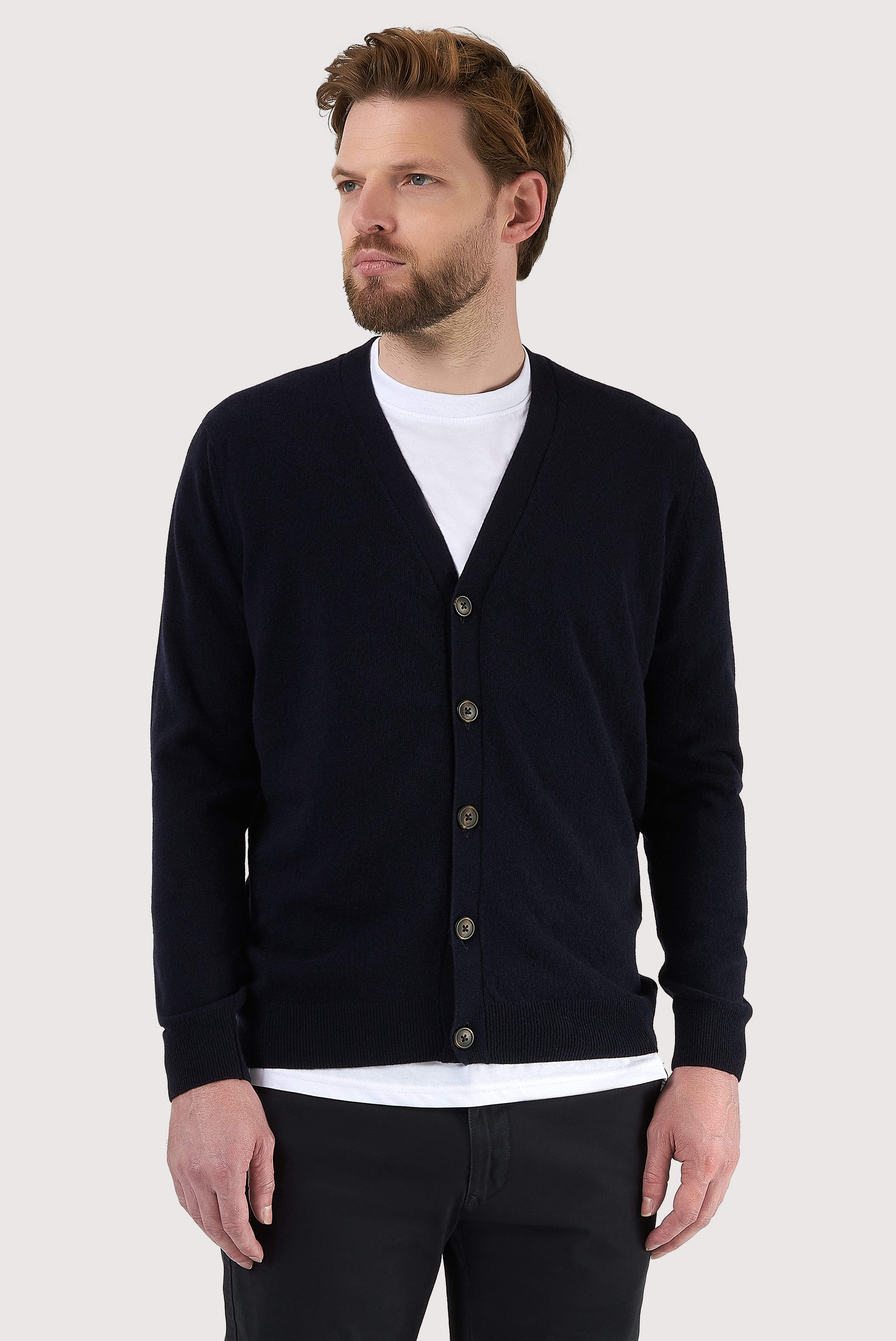 Cardigan clássico de lã de cordeiro