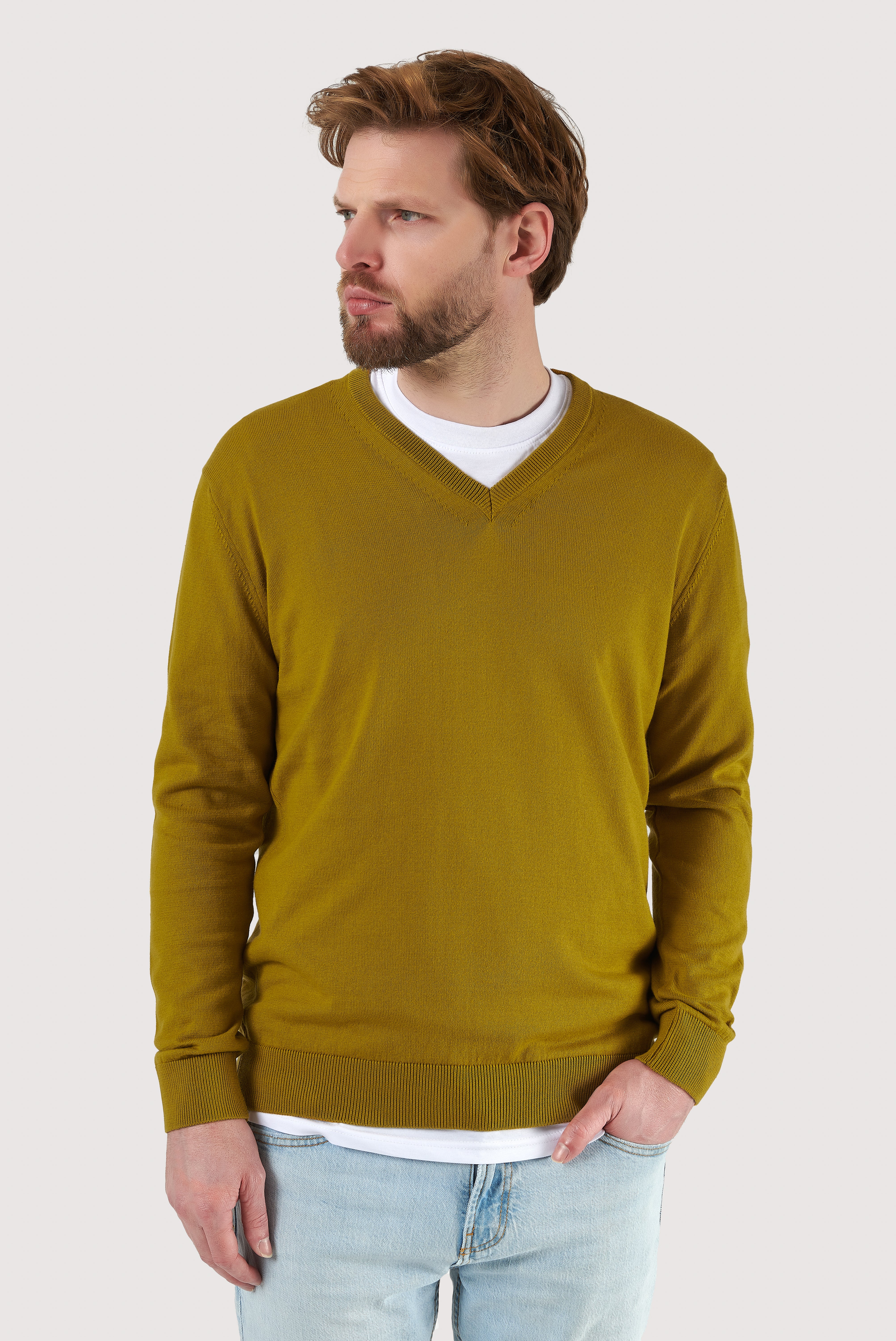 Camisola clássica de algodão com decote em V