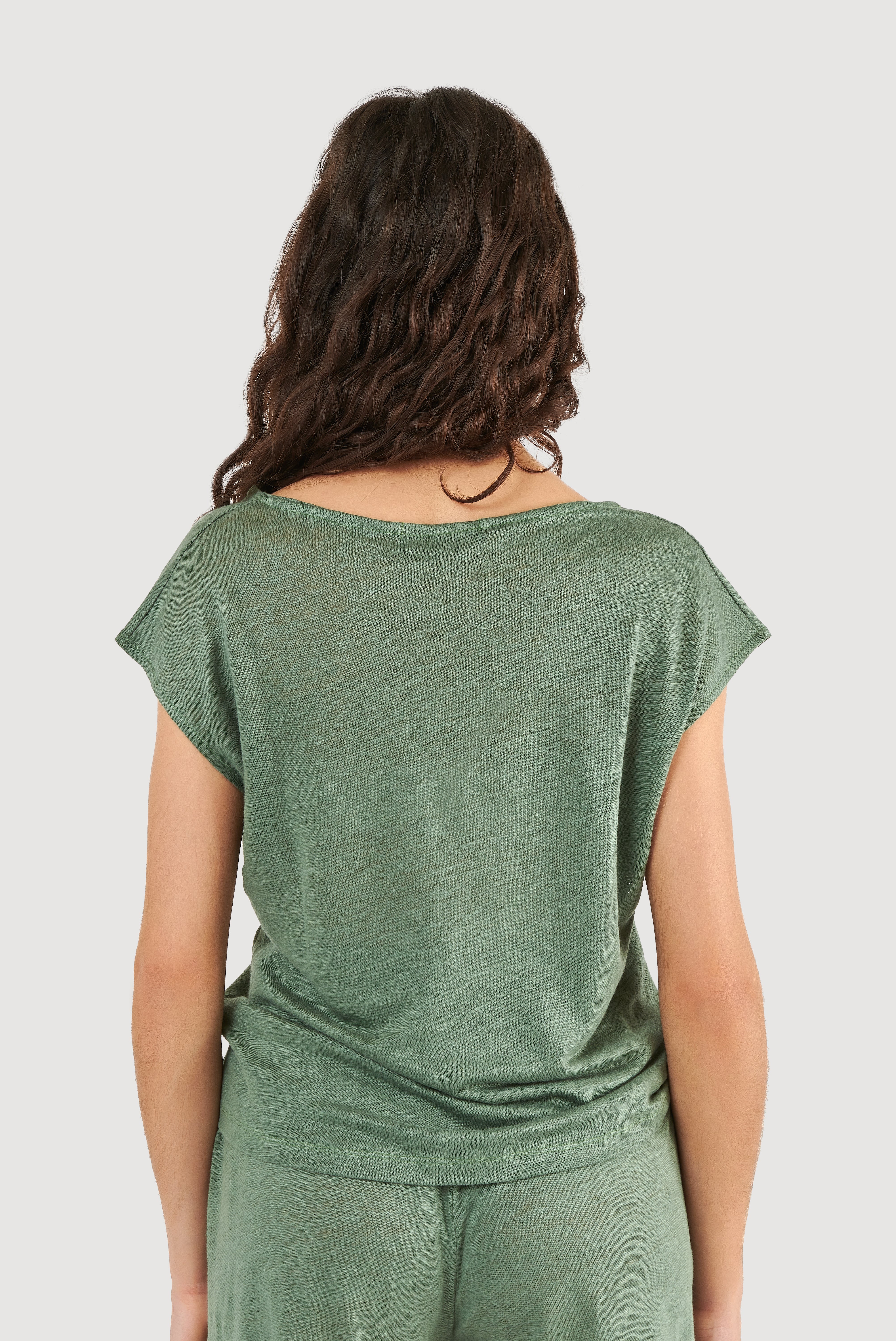 Sleeveless Linen Top