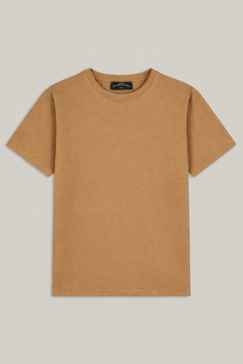 T-shirt camel fundo cinzento