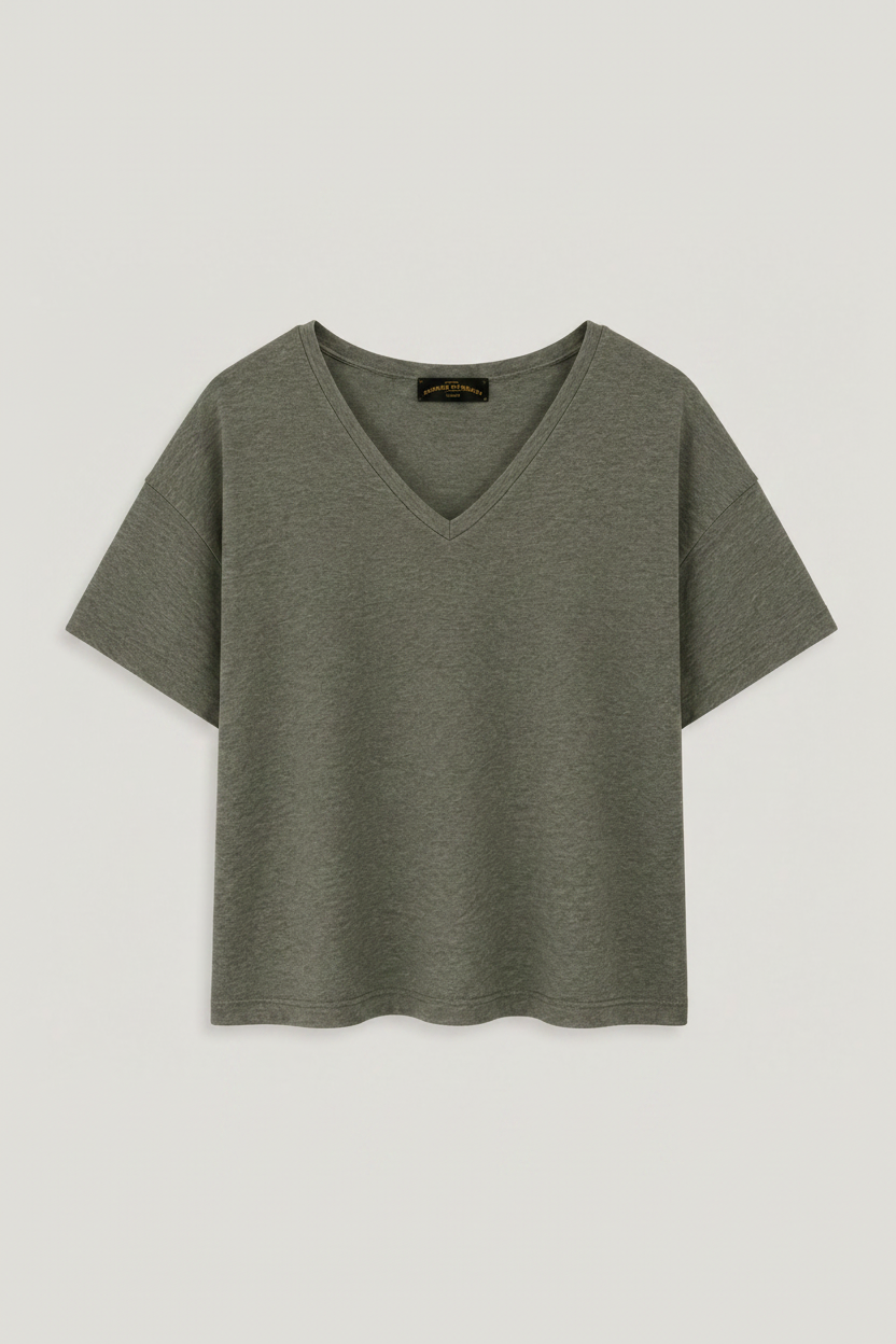 Top de Linho Oversized em V - Formato 2:3